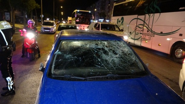 Foto - Alkollü sürücü çarptığı 5 aracı hurdaya çevirdi!