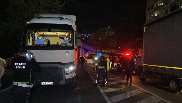 Foto - Alkollü sürücü ortalığı savaş alanına çevirdi! Yaralılar var