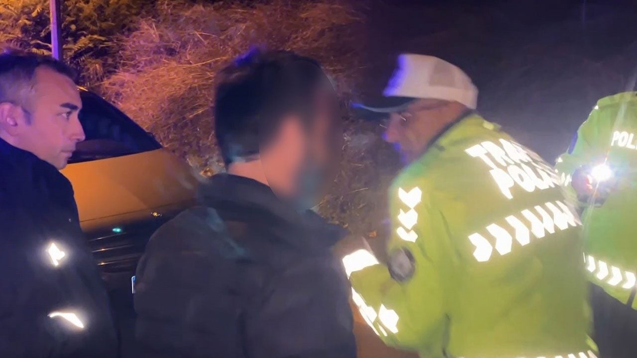 Foto - Alkollü sürücü polisi çileden çıkardı! "Ben seyir halinde değilim memur bey"