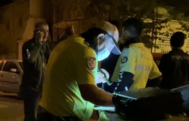 Foto - Alkollü sürücü polisi çileden çıkarttı: Hadi beni kelepçele