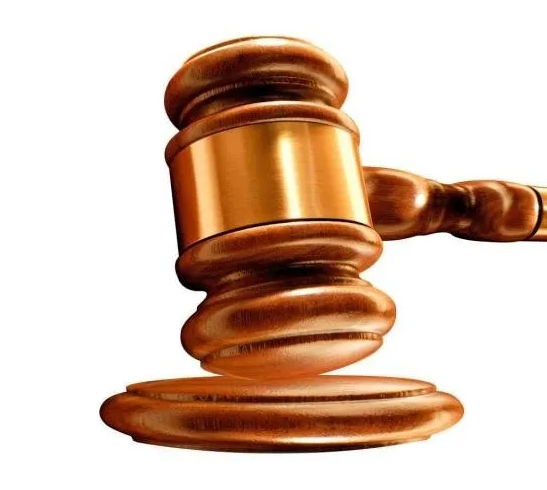 Foto - Alkolü özgürlük sayan sekülerler buna ne diyecek? Kendisini uyaran karısına yaptıkları ağızları açık bıraktı