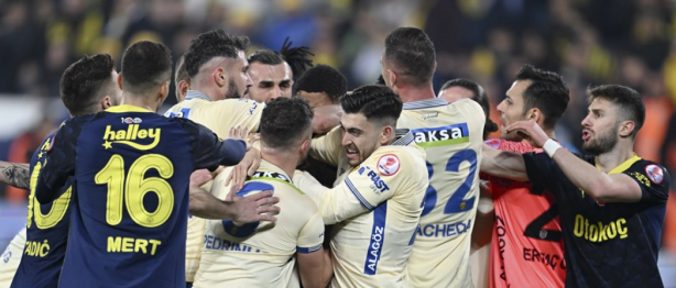 Foto - "Allah bana 150 yıl ömür verseydi... "Emre Belözoğlu kritik gelişmeyi duyurdu: 'Hayır' diyemedi, ortalık karışacak