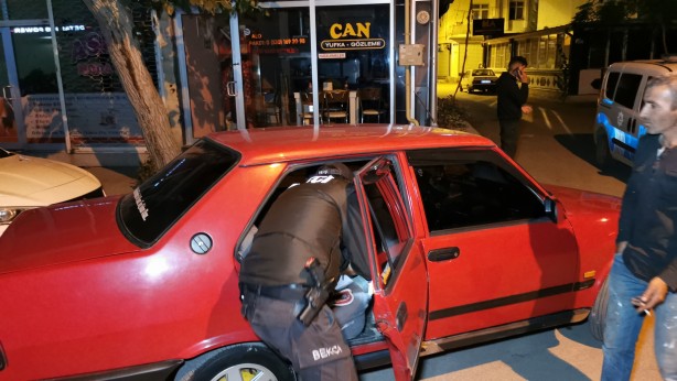 Foto - Allah polislere sabır versin! Alkolik sürücü yine yaptı yapacağını