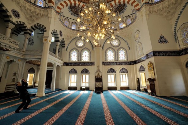 Foto - Allah'ın Peygamberimiz'e yapmasını emrettiği dualar