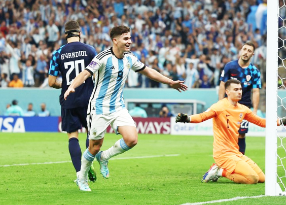 Foto - Almalıyız acilen diyerek duyurdular... Fenerbahçe’den Galatasaray’a yılın transfer çalımı! 