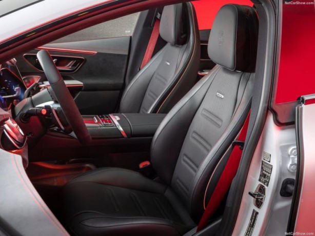 Foto - Alman devi Mercedes örtüyü kaldırdı! Yeni otomobilleri çok ses getirdi