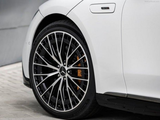 Foto - Alman devi Mercedes örtüyü kaldırdı! Yeni otomobilleri çok ses getirdi