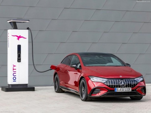 Foto - Alman devi Mercedes örtüyü kaldırdı! Yeni otomobilleri çok ses getirdi