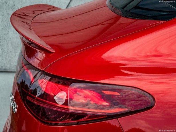 Foto - Alman devi Mercedes örtüyü kaldırdı! Yeni otomobilleri çok ses getirdi