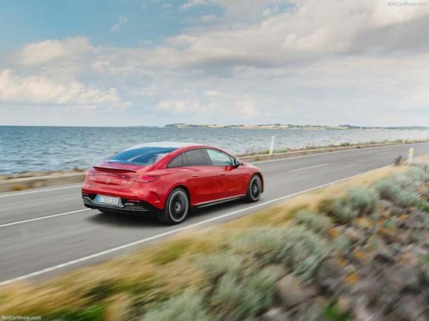 Foto - Alman devi Mercedes örtüyü kaldırdı! Yeni otomobilleri çok ses getirdi