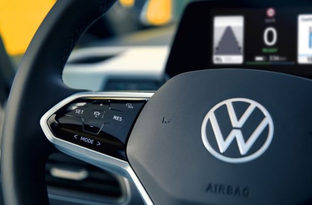 Foto - Alman devi otomobillerine ChatGPT ekliyor