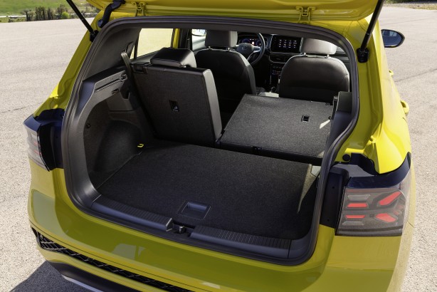 Foto - Alman devi Volkswagen T-Cross’u tamamen yeniledi! Türkiye fiyatı açıklandı! Şubat sonunda showroomlarda! Yeni donanım seçeneğiyle beğeni topluyor! Neler sunuyor?