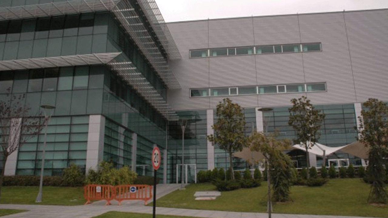 Foto - Alman devi zarar açıkladı: Türkiye'de işten çıkarma yapacaklar