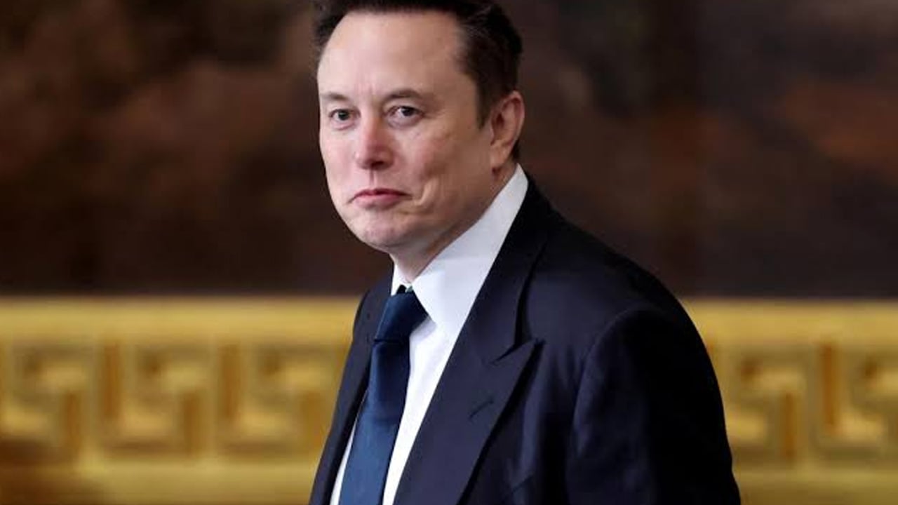  Alman sağcı ünlü fenomen, ABD'den fon kovalıyor: Plan ortaya çıktı! Elon Musk etkileşimde bulundu