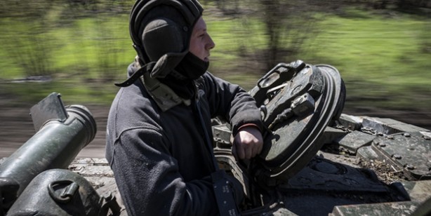Foto - Almanlar, askeri kaynakları için Polonya ve Slovakya’ya konuşlandırdığı Patriot hava savunma sistemini teslim etti!