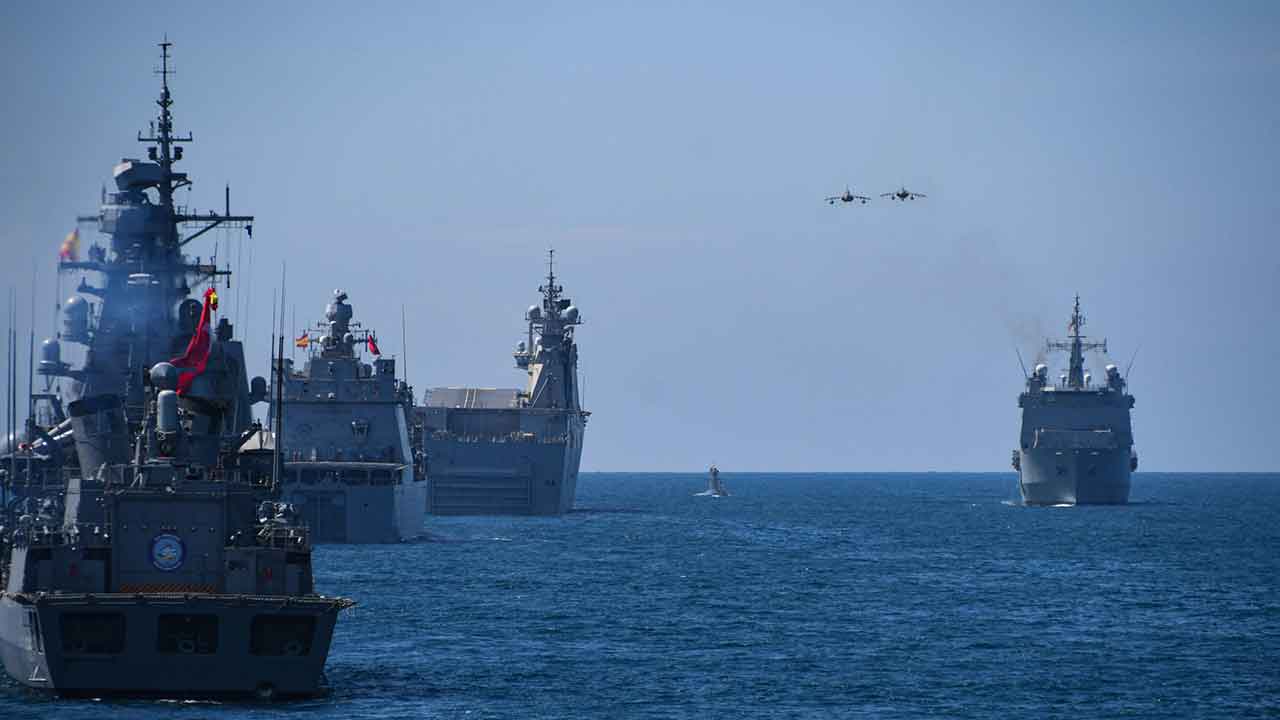 Almanlar duyurdu: ABD yerine 1500 Türk askeri bölgeye gemilerle geldi ama limana yanaşamadı