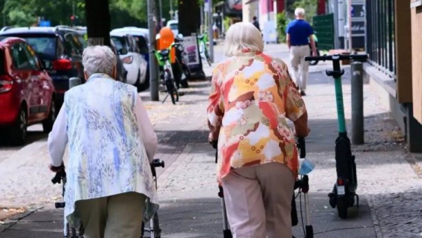 Foto - Almanlar emekli olup bakın hangi ülkeye gidiyor! Euro'ları bozdurup bozdurup harcıyorlar