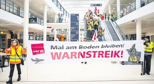 Foto - Almanya havalimanları durma noktasına geldi! Grevler devam ediyor