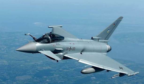 Foto - Almanya petrole diz çöktü! Eurofighter satacak