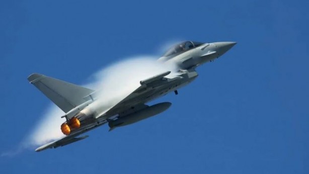 Foto - Almanya petrole diz çöktü! Eurofighter satacak