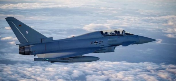 Foto - Almanya petrole diz çöktü! Eurofighter satacak