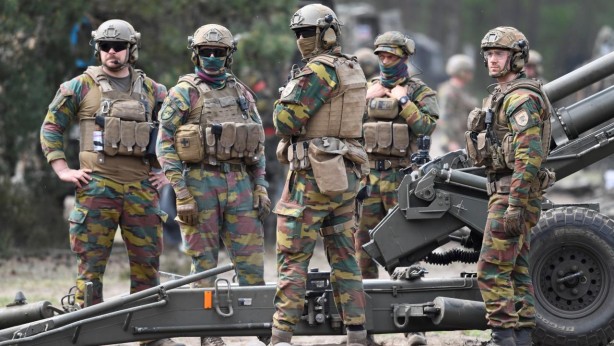 Foto - Almanya Savunma Bakanı Pistorius’tan kritik çağrı! "Avrupa yeni tehditlere karşı yeniden silahlanmalı" 