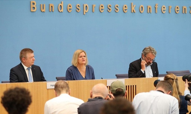 Foto - Almanya teröristlerin sığınağı oldu!