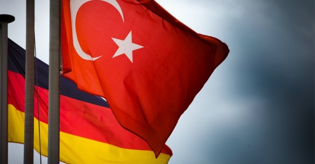 Almanya Türk işçi arıyor! En düşük maaş 2 bin 100 Euro!