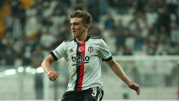 Foto - Almanya-Türkiye maçında çok konuşuldu! Gizemli isim tespit edildi