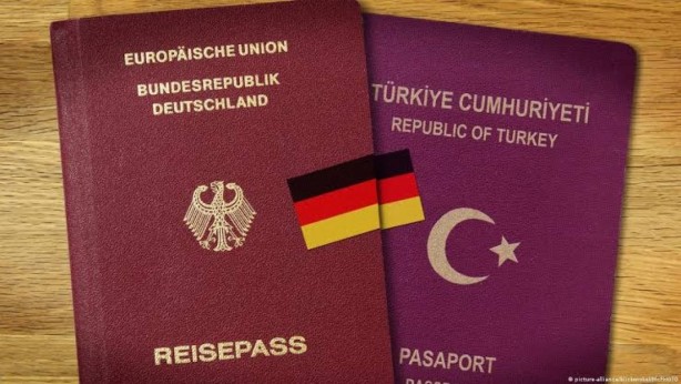 Almanya Türklere kapıyı sonuna kadar açtı! Vatandaşlık da verecek