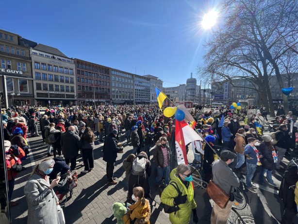 Foto - Almanya'da binler sokağa indi