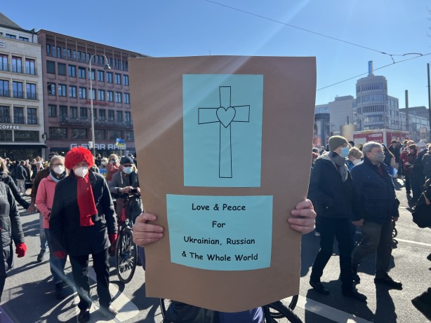 Foto - Almanya'da binler sokağa indi