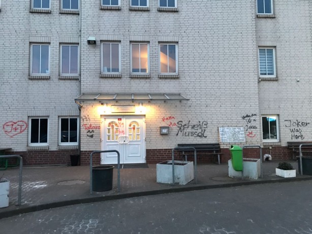 Foto - Avrupa'nın göbeğinde camiye alçak saldırı! İkinci kez...