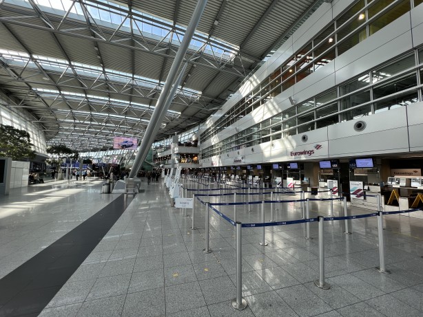 Foto - Almanya'da pilotlar grevde! Yüzlerce uçuş iptal edildi