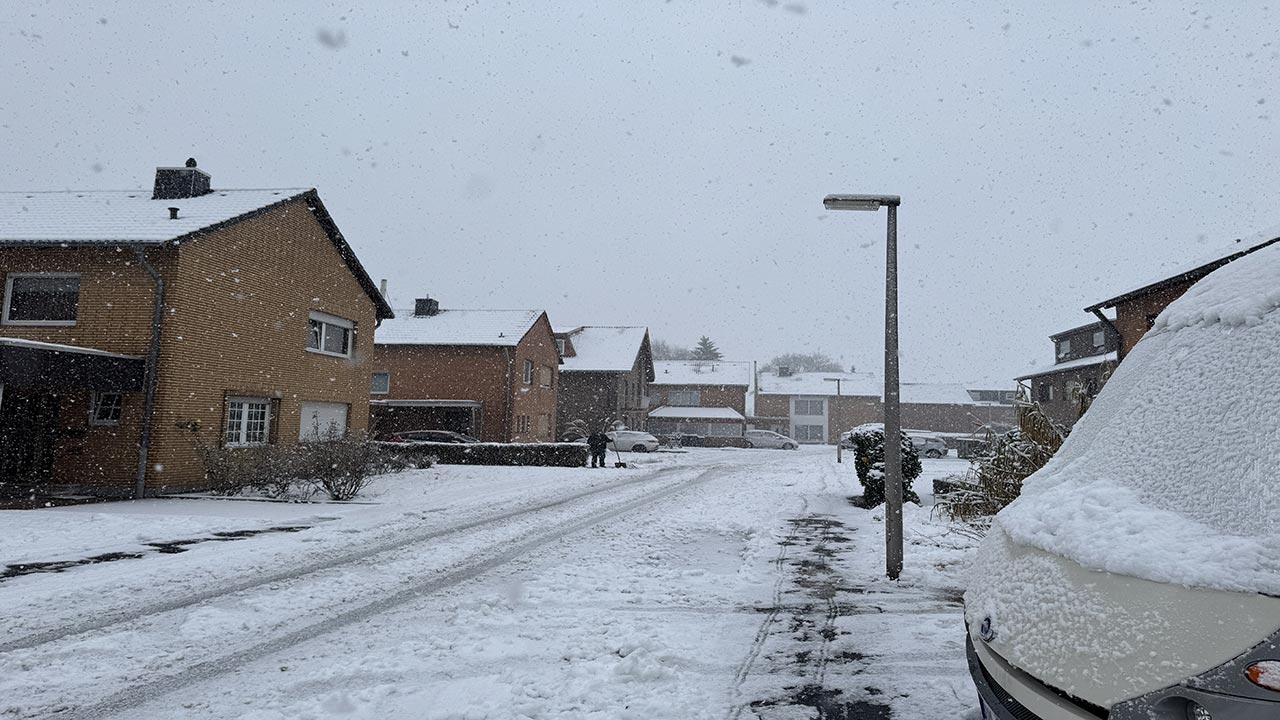 Foto - Almanya'da tehlike çanları! Şiddetli kar yağışı ve buzlanma hayatı felç edebilir