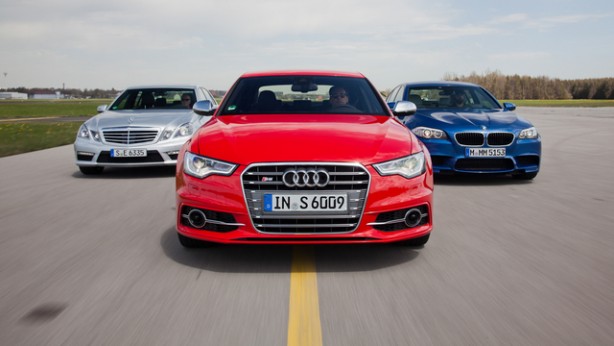 Foto - Almanya'da Togg depremi! Kimse neler olduğunu anlayamadı