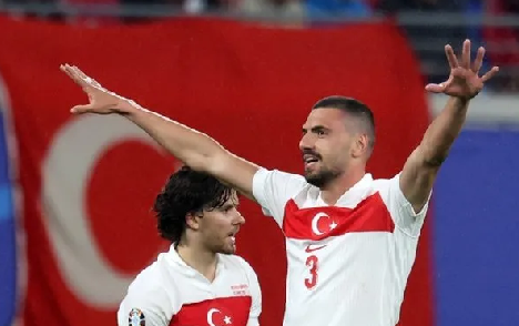 Foto - Almanya’da ‘yapılamaz’ denilen hareketi yapan Merih’e talip oldular: Bozkurt adım adım geliyor… EURO 2024'e damga vurmuştu...