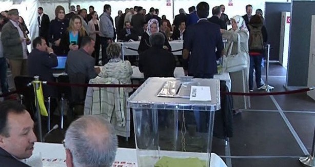 Foto - "Almanya'daki Türkler, Türkiye için oy kullanmasın" diye başvuru yapmıştı! Sözde Türk boksör skandal gelişmeyi duyurdu