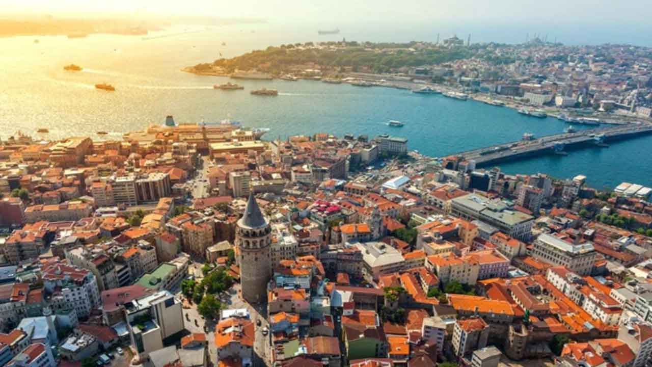 Almanya'dan yine bilindik Türkiye uyarısı: Gözaltılar var uzak durun