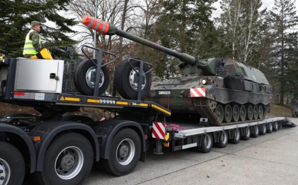 Foto - Almanya'nın gönderdiği obüsler Ukrayna'ya ulaştı