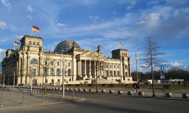 Foto - Almanya’nın Siyonist seviciliği depreşti! Bunu yapanlar okuldan bile atılacak