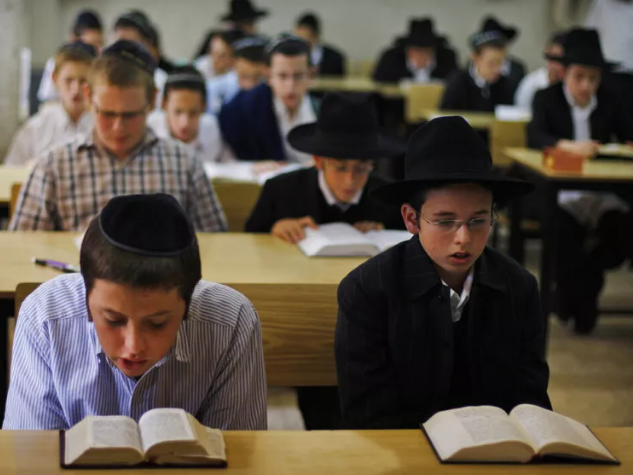 Foto - Almanya’nın Siyonist seviciliği depreşti! Bunu yapanlar okuldan bile atılacak