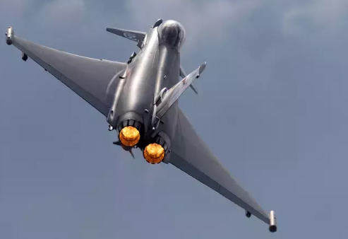 Almanya'nın Türkiye'ye verilmeyen Eurofighter'larla ilgili vereceği son kararı açıkladı: Çare kalmadı