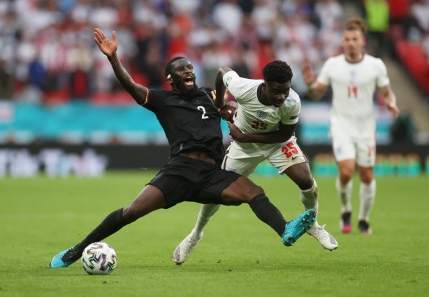 Foto - Almanya'ya 2 gol atıp evine yolladılar