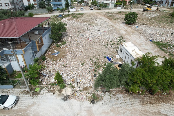 Foto - Almanya'yı elinin tersiyle itti! Yok olan memlekette yaşıyor