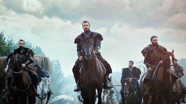 Alparslan Büyük Selçuklu geceye damga vurdu! Görenler gözlerine inanamadı