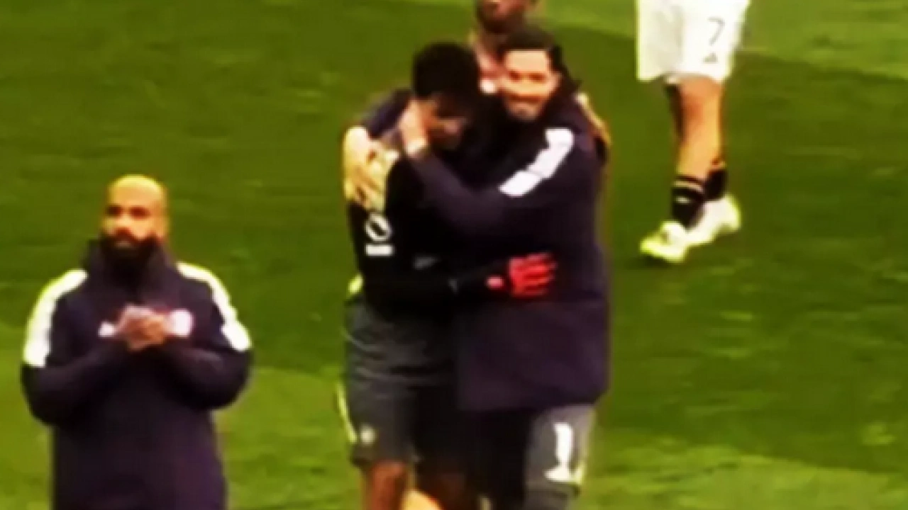 Foto - Altay Bayındır olay oldu! Bütün İngiltere onu konuşuyor: Beklenmedik tepki!