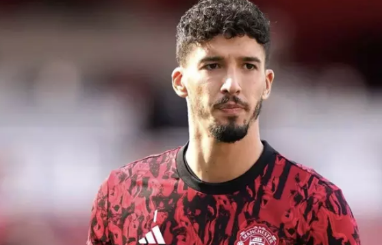 Foto - Altay Bayındır Süper Lig devi ile 3 yıllık anlaşma sağladı! Bonservis bedeli dudak uçuklatan cinsten...