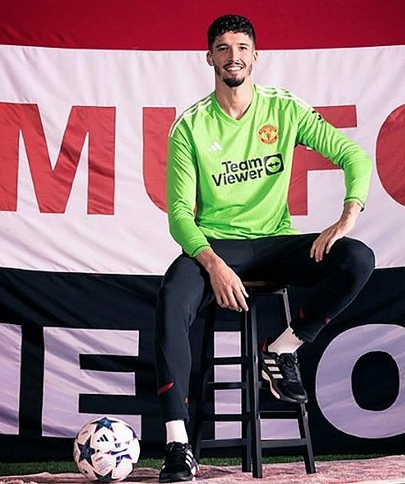 Foto - Altay Bayındır’a gün doğdu! Manchester United'dan müjdeli haber geldi...