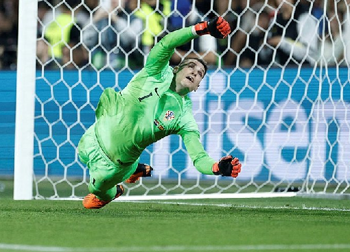 Foto - Altay Bayındır'ın yeni takımı belli oldu! Doğru hamle: Fiyatları uçunca...